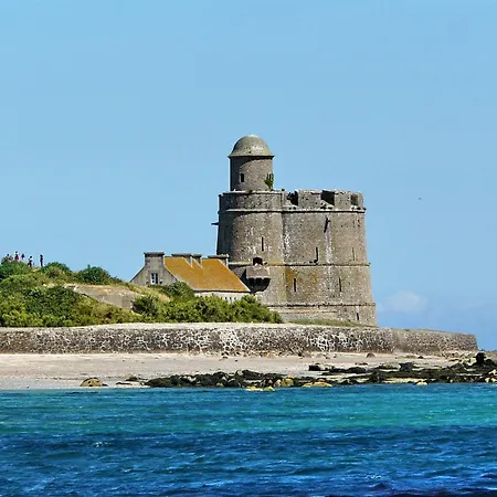 Maisonnette Ilot Saint-Vaast-la-Hougue